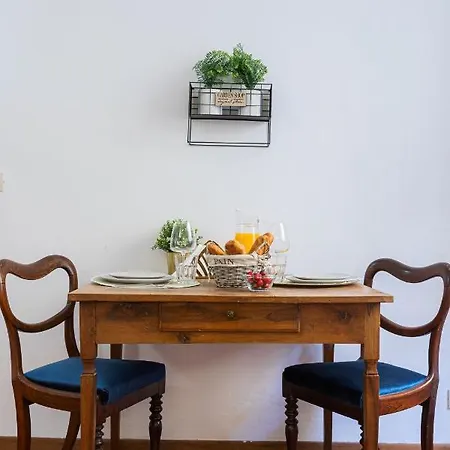 Historic Center! Charming Traditional Florentine Building - Ac,wifi - By Likehomeflorence * Florencia