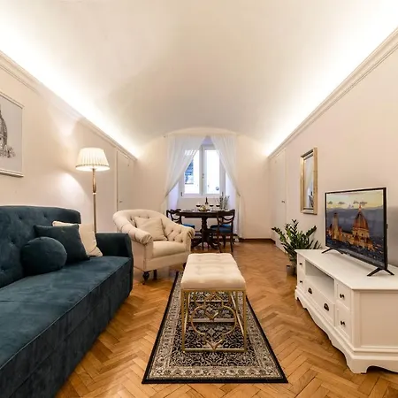 아파트 Historic Center! Charming Traditional Florentine Building - Ac,wifi - By Likehomeflorence *